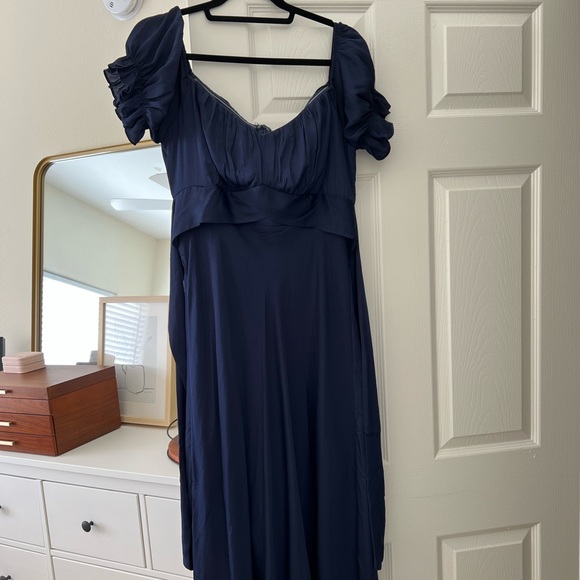 Selfie Leslie off the shoulder midi dress - Picture 3 of 10